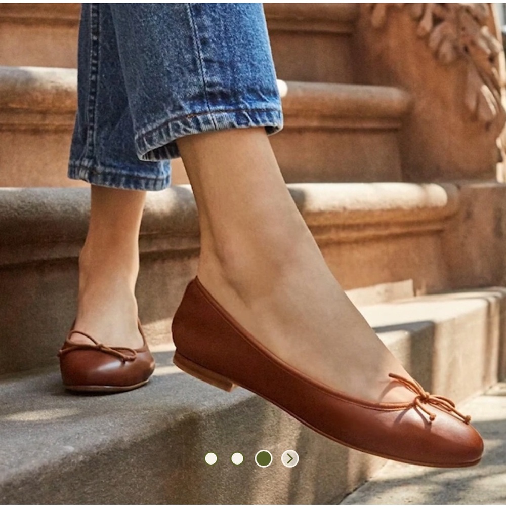 Margaux Demi Ballet Flat in Saddle Nappa (size 39W)